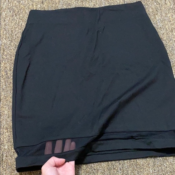 Short pencil skirt - Picture 2 of 2